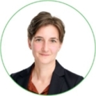 Laura Cook - Headshot - 300