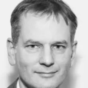 Giles Herdale
